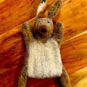 Private listing of wool puppets for Mary Shannon